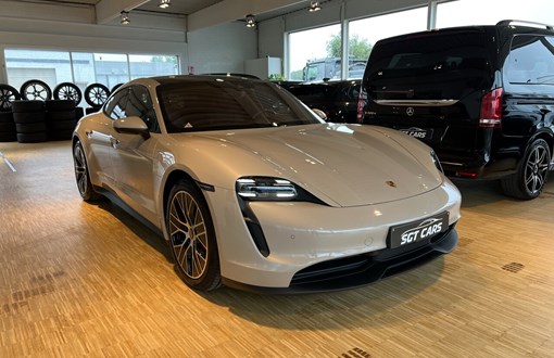Porsche Taycan